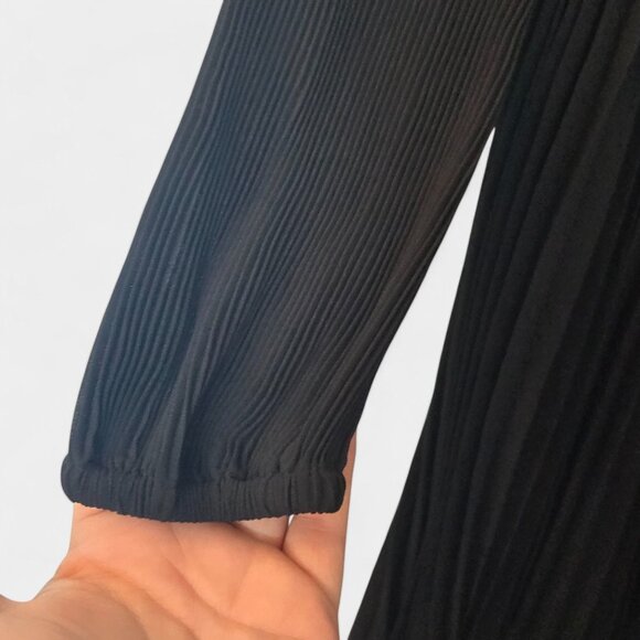 Michael Kors Pleated Mini Dress Black PM Long Sleeves Flowy Wedding Guest NWT - Picture 6 of 12